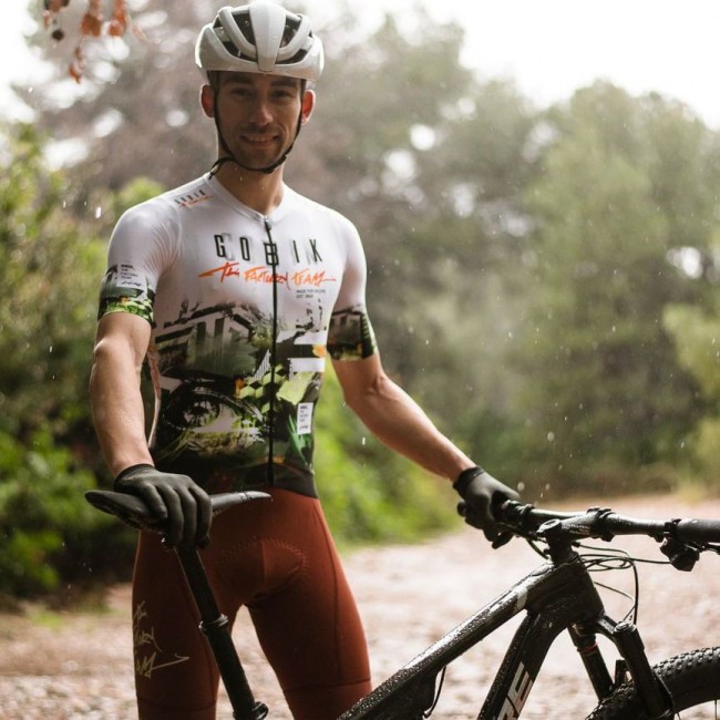 Factory Team 2023 Radtrikot kurzarm-Radsport-Profi-Team Radtrikot Kaufen Factory Team 2023 Radtrikot kurzarm-Radsport-Profi-Team Radtrikot Kaufen